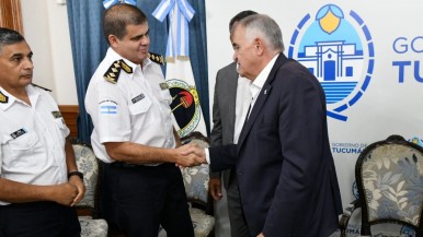Jaldo firmó un acuerdo salarial con la Policía y el Servicio Penitenciario 