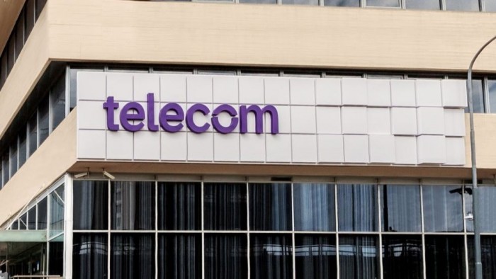 Telecentro denunció a Telecom por la compra de Telefónica y alertó sobre posible monopolio