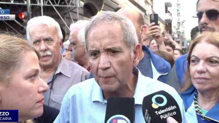 Palazzo ratificó que mañana se definirá la fecha del paro y criticó el operativo en la marcha