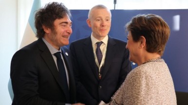 El FMI aprobó un préstamo de USD 20.000 millones para Argentina y Trump respaldó a Milei