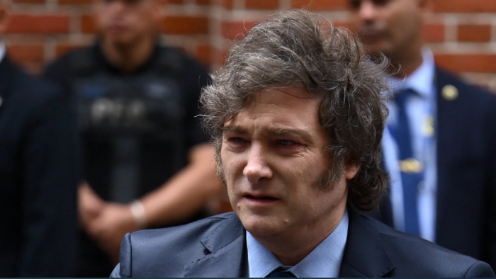 Milei habló sobre el escándalo $LIBRA y defendió el ajuste: "La motosierra es un emblema de la nueva era dorada"