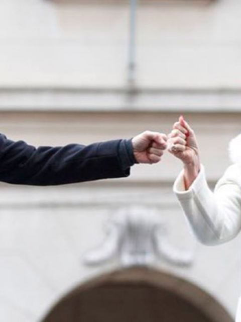 Kicillof busca desdoblar las elecciones, pero las tensiones con Cristina Kirchner crecen
