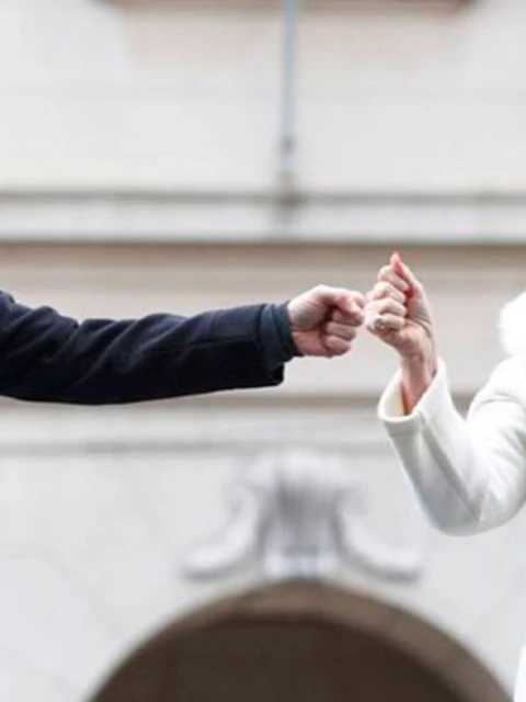 Kicillof busca desdoblar las elecciones, pero las tensiones con Cristina Kirchner crecen