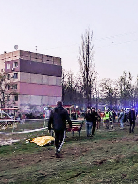 Rusia bombardeó una ciudad en Ucrania y fallecieron seis niños