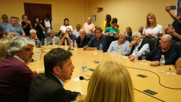 Kicillof se reunió con la CGT y las centrales sindicales