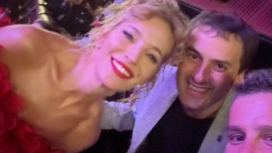 Mariano Campero asistió a la avant premiere de una película de Luisana Lopilato