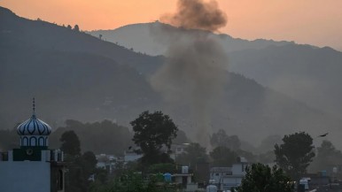 Escalada bélica entre India y Pakistán deja al menos 44 civiles muertos en Cachemira