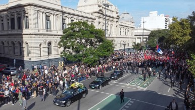 Multitudinaria despedida a Pepe Mujica: Montevideo rindió homenaje al expresidente uruguayo