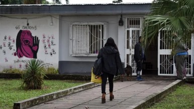 "Evidentemente hubo negligencia": Carlos Sale sobre la adolescente que se quitó la vida en el Instituto Goretti