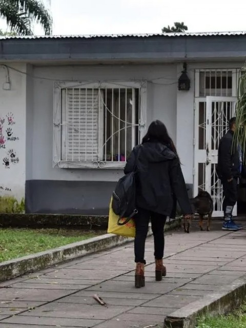 Conmoción en Tucumán: una adolescente se quitó la vida con un arma de una policía dentro del Instituto Goretti