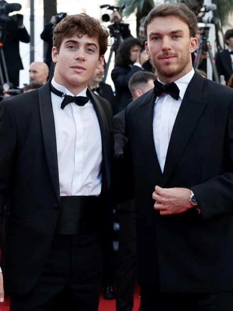 Franco Colapinto brilló en la alfombra roja de Cannes antes del GP de Mónaco