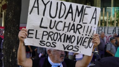 El Gobierno amenaza con vetar un eventual aumento a jubilados aprobado por el Congreso