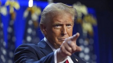 Trump amenaza con aranceles del 50% a la Unión Europea desde junio