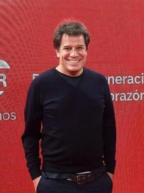 Manes ratificó su candidatura presidencial con un duro mensaje