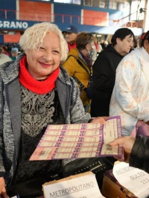 Extienden la entrega de boletos para jubilados en Tucumán: habrá operativo especial el lunes y martes