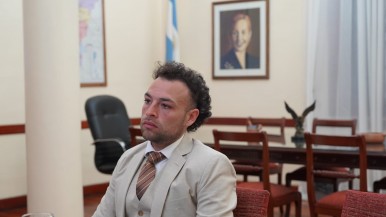 "Caiga quien caiga": Tomás Cobos respaldó la intervención en Alberdi y se despegó de Cristina Kirchner