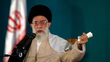 Estados Unidos cruzó al líder iraní y calificó su mensaje como "un intento por salvar las apariencias"
