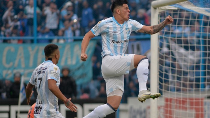 El momento de Atlético, de pensar en el descenso a soñar con las copas
