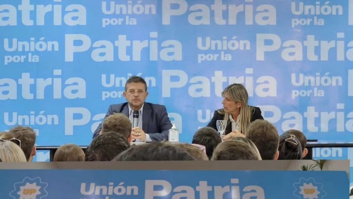 La Bancaria Tucumán repudió el recorte de medicamentos: "Basta de crueldad, con los jubilados no"