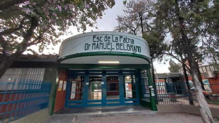 Padres cortarán la calle para exigir que terminen las obras en una escuela