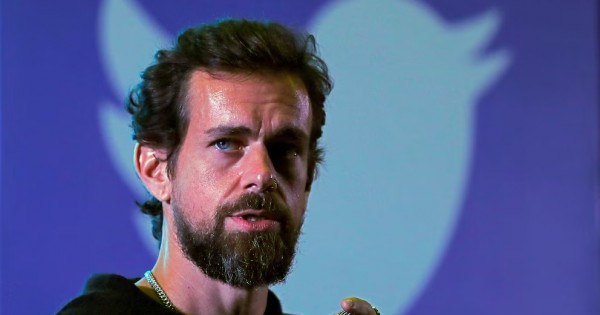 El fundador de Twitter despidió a 4.000 empleados por la IA y lanzó una  dura advertencia