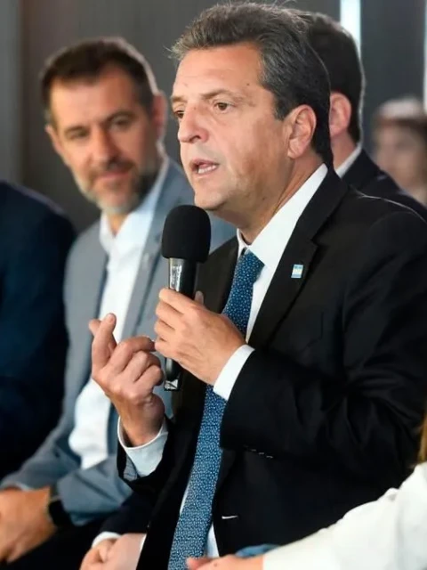 Robótica y programación: las materias obligatorias que propone Massa para el secundario