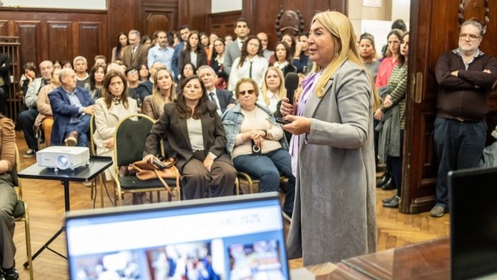 Respaldo unánime a la gestión de la Dra. Marcela "Machi" Ruiz en la Asamblea de la AMT
