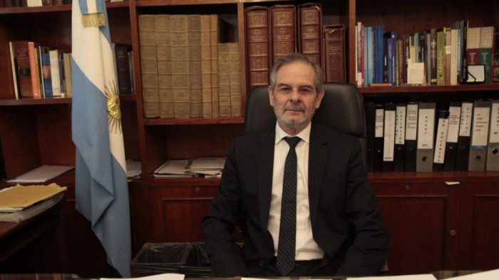 La Junta Electoral de la UNT rechazó la impugnación presentada contra Sergio Pagani y habilitó su candidatura para buscar un nuevo mandato como rector La Junta Electoral de la UNT rechazó la impugnación presentada contra Sergio Pagani y habilitó su candidatura para buscar un nuevo mandato como rector