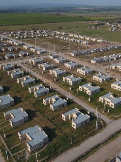 La UOCRA Tucumán confirmó la paralización de la construcción de más de 3.000 viviendas