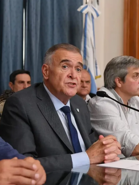 Desde el Gobierno afirman que Jaldo intercedió para que se levante el paro de colectivos