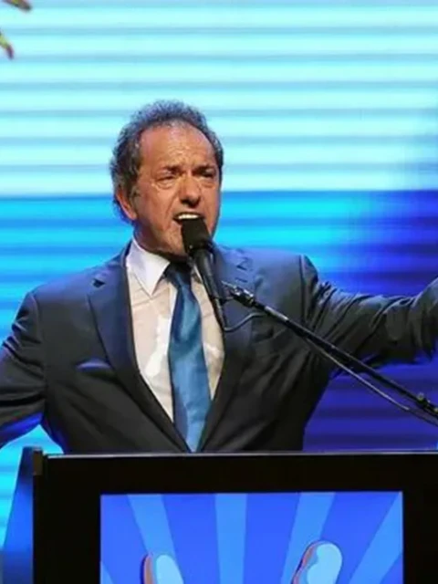 Scioli no cobrará un sueldo del Estado