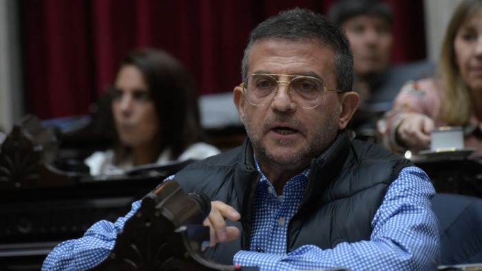 "Facilita el fraude laboral": Cisneros criticó la Reforma Laboral propuesta por el Senado