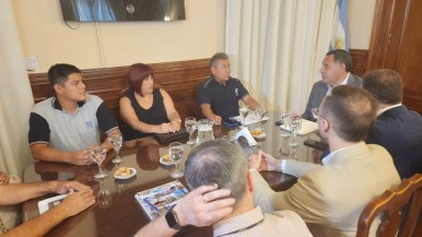 Paritarias: el Gobierno se reunió con representantes de los gremios de la salud