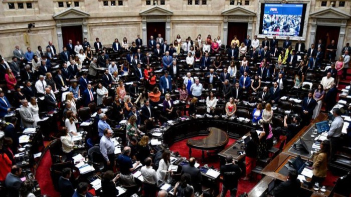Ley ómnibus: qué modificaciones resignó el oficialismo para asegurar el dictamen