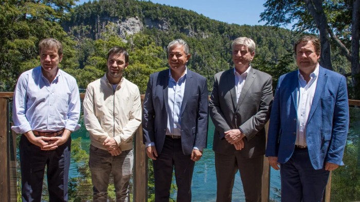 Gobernadores patagónicos se reúnen en el Senado