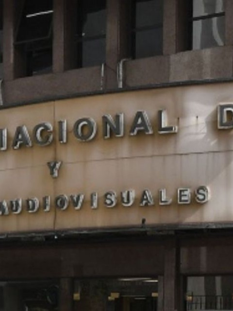 Recortes en el INCAA: el Gobierno anunció la eliminación de otras siete unidades operativas