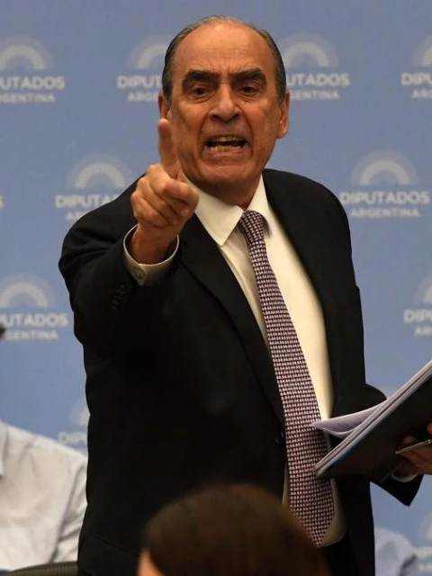 Pacto de Mayo y Ley Bases: las estrategias para tener el consenso