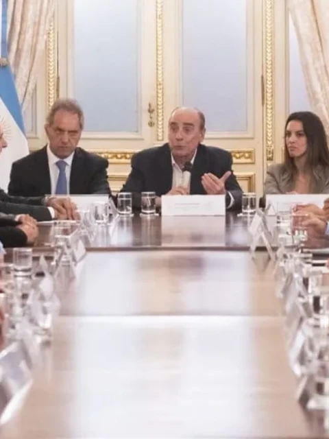"Argentina Emerge": el plan que reemplazará al "Pre Viaje"