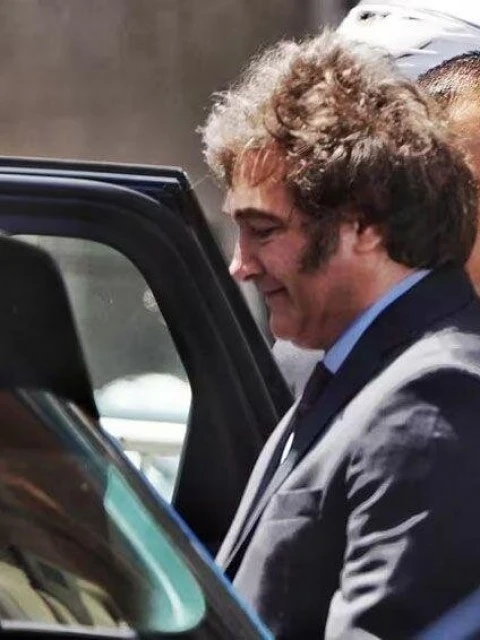 Milei se fue de Casa Rosada antes de la llegada de la marcha universitaria