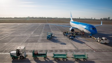 Paro de Aerolíneas Argentinas: vuelos desde y hacia Tucumán quedan cancelados